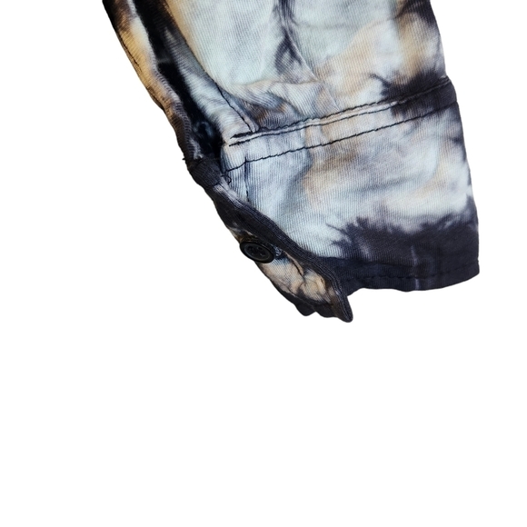 Missguided shirt dress with button front in tie dye white blackish purple - Picture 10 of 13